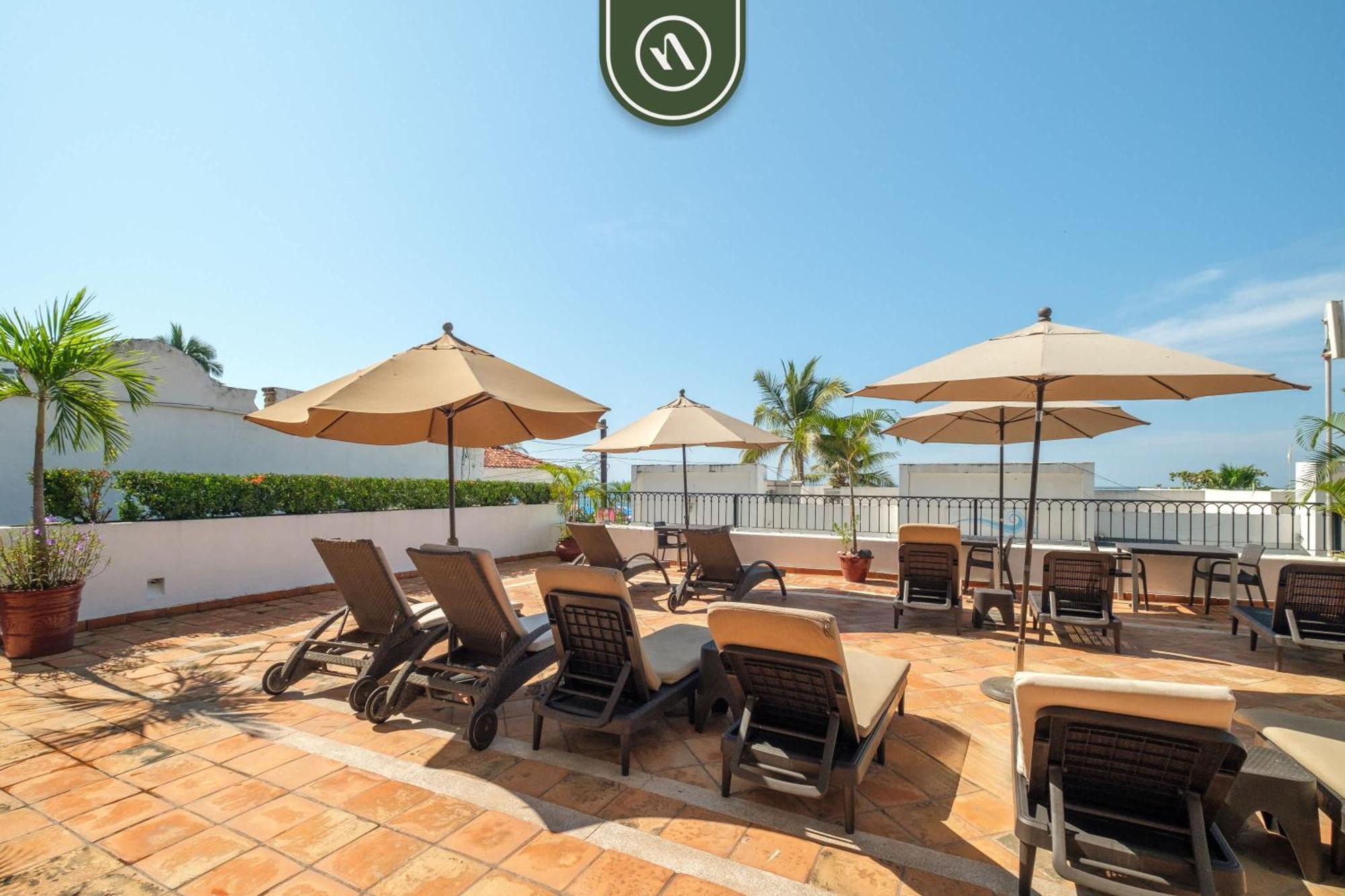 Amazing 2 Bedroom Condo - Private Terrace - Pool Puerto Vallarta Exterior photo